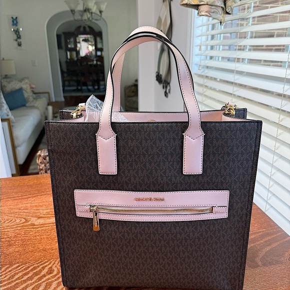 Michael Kors Handbags - Michael Kors Brown and Pink Tote Bag